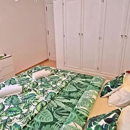 Palm Garden - - Pool - Glasfaserinternet Апартаменты *