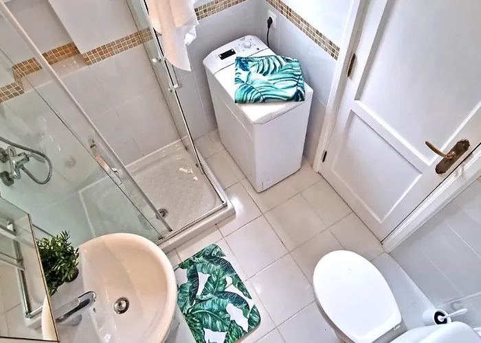 Palm Garden - - Pool - Glasfaserinternet Apartmán *